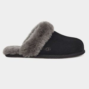 #220 Women's UGG Scuffette II Black/Grey House Slippers